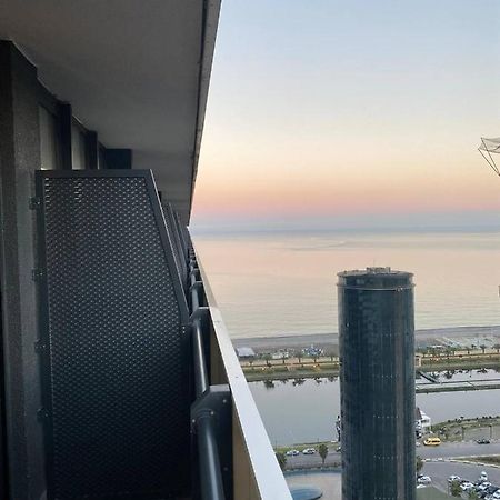 Orbi City Luxury Studio Harbour And Sea View Batumi Esterno foto